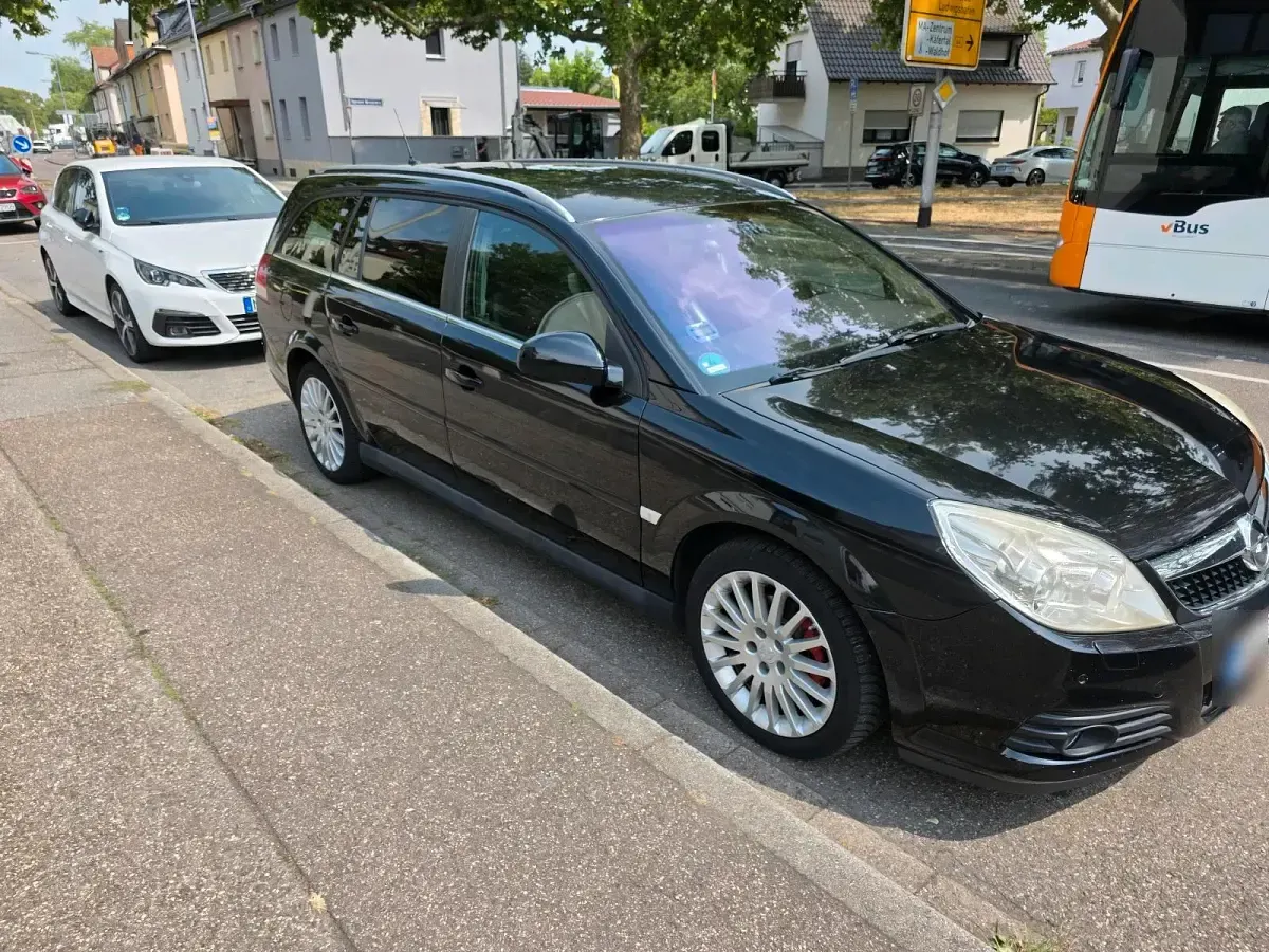 Gebraucht Opel Vectra 150 PS (110 kW) 2005 Schwarz Kombi