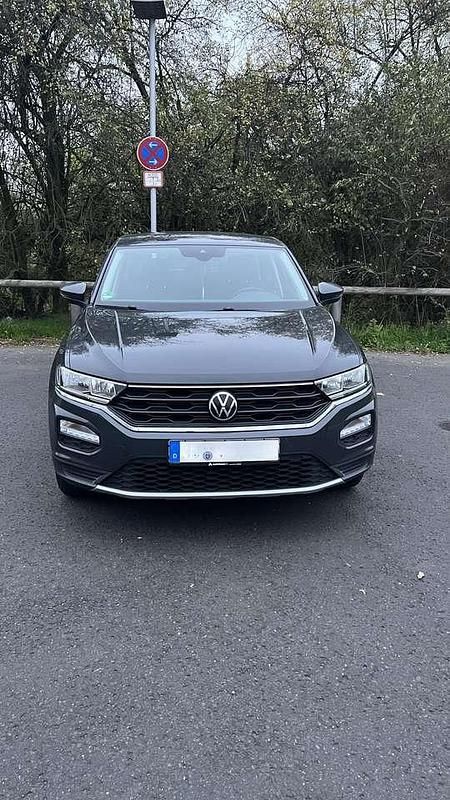 Grau Gebraucht 2021 VW T-Roc SUV | 19.900 € (Guter Preis) - Bild 1/4