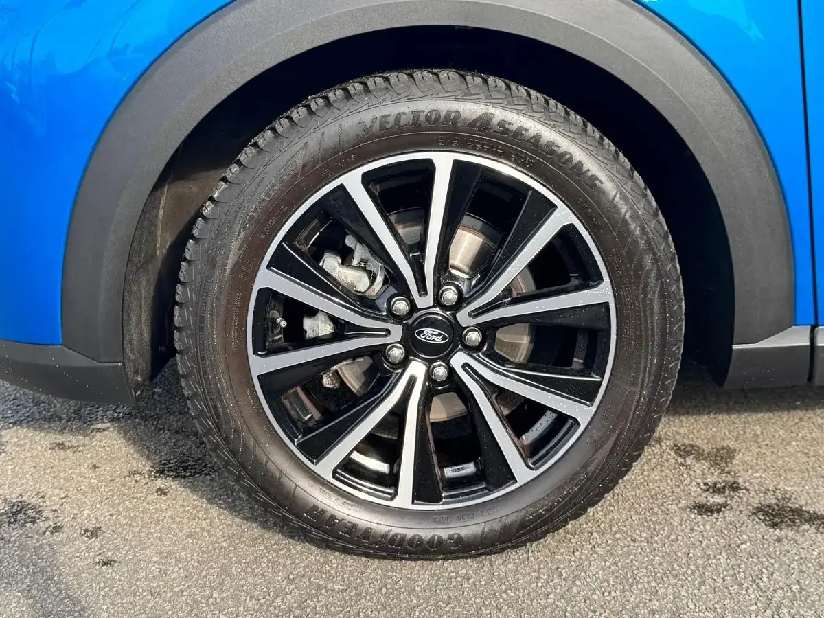 Gebraucht Ford Puma Titanium 125 PS (91 kW) 2020 Blau SUV