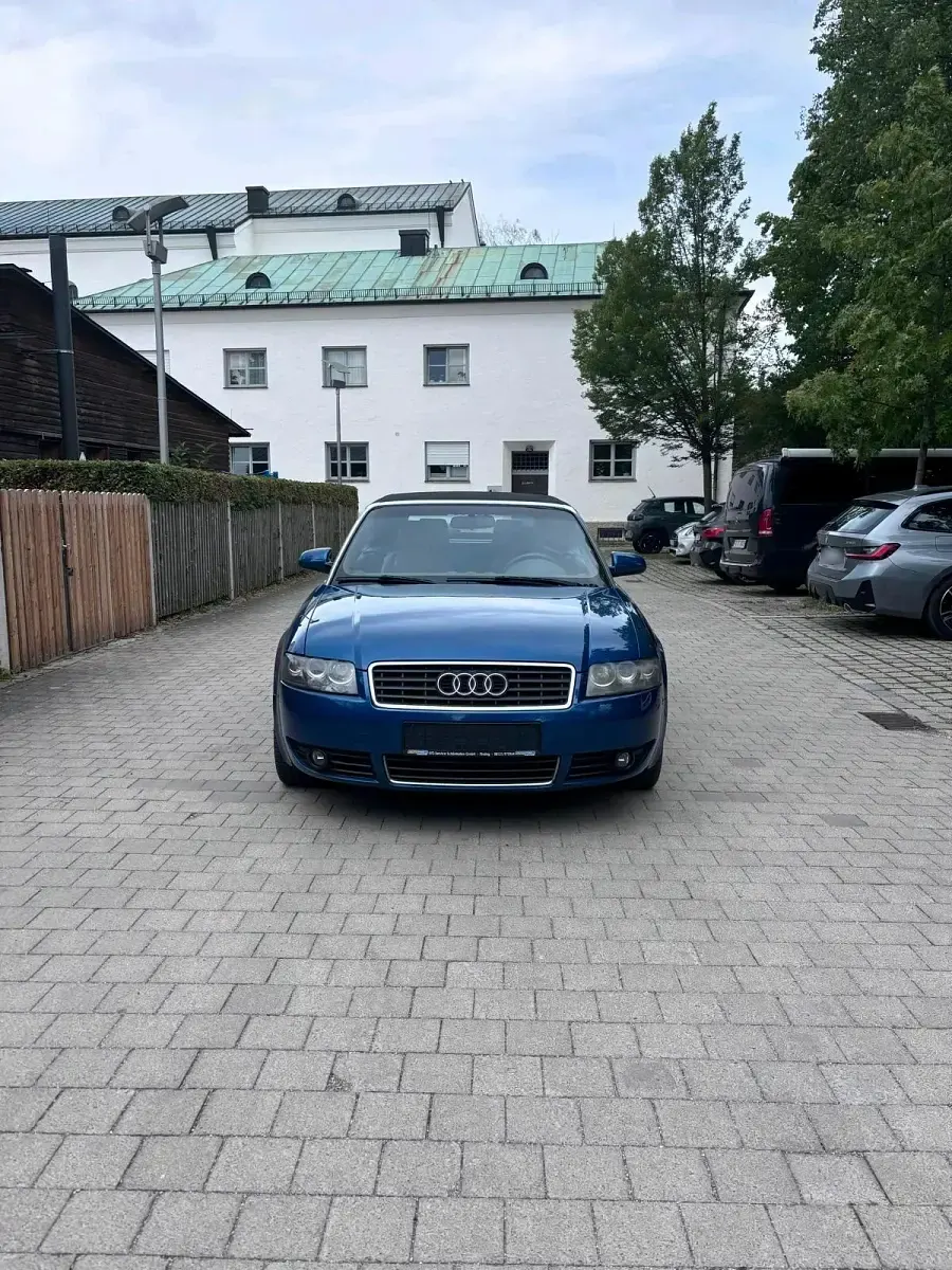 Gebraucht Audi A4 Cabriolet 170 PS (125 kW) 2002 Blau Cabrio