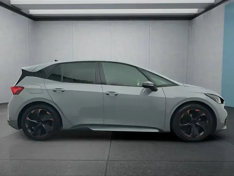 Second-hand Cupra Born 150 kW (204 CP) 2022 Gri Hatchback