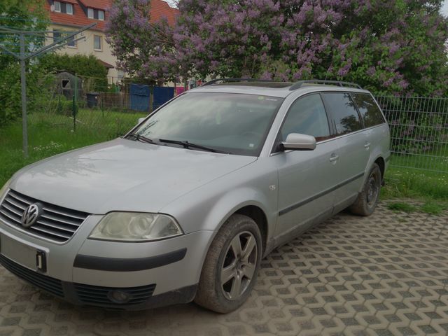 Gebraucht VW Passat 178 PS (130 kW) 2002 Silber Kombi