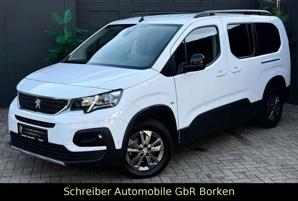 Gebraucht Peugeot Rifter Allure 131 PS (96 kW) 2022 Weiß Van / Kleinbus