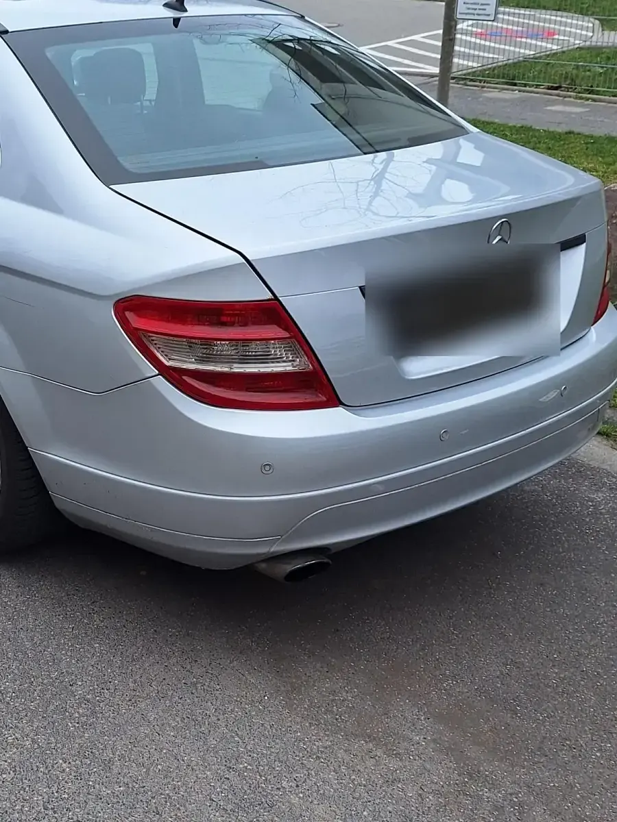 Second-hand Mercedes C220 170 CP (125 kW) 2008 Argintiu Berlinǎ