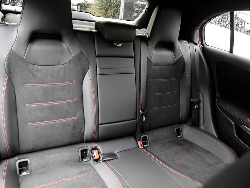 Gebraucht Mercedes A220 AMG 190 PS (139 kW) 2024 Rot designo patagonienrot meta Limousine