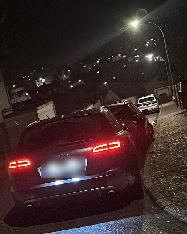 Schwarz Gebraucht 2007 Audi A6 S-Line Kombi | 3.050 € (Superpreis) - Bild 1/4