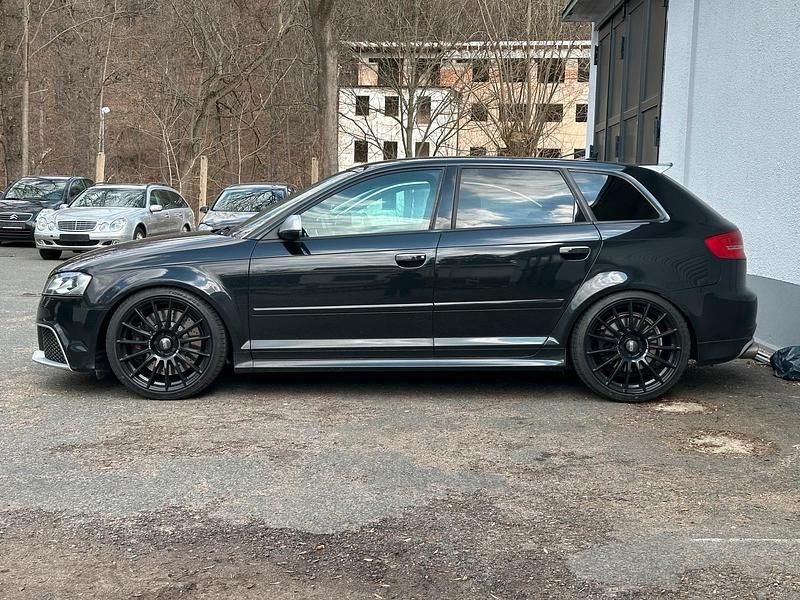 Second-hand Audi RS3 550 CP (404 kW) 2012 Negru Berlinǎ