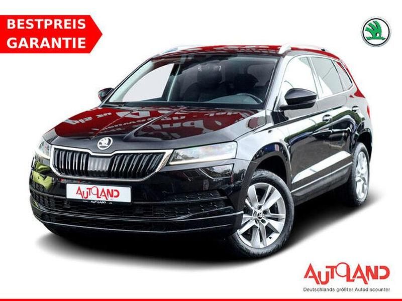 Schwarz Gebraucht 2020 Skoda Karoq Style SUV | 25.950 € (Etwas zu teuer) - Bild 1/4