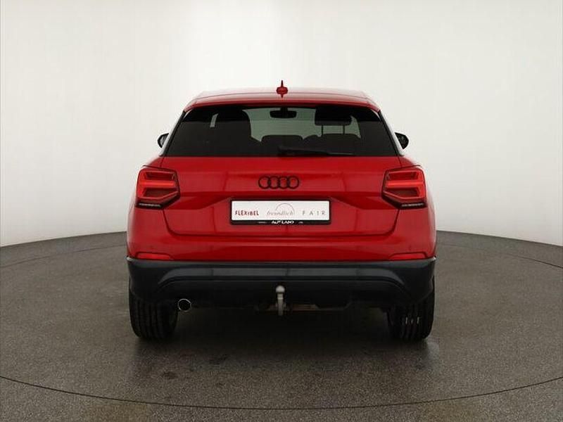 Gebraucht Audi Q2 Sport 116 PS (85 kW) 2018 Rot SUV