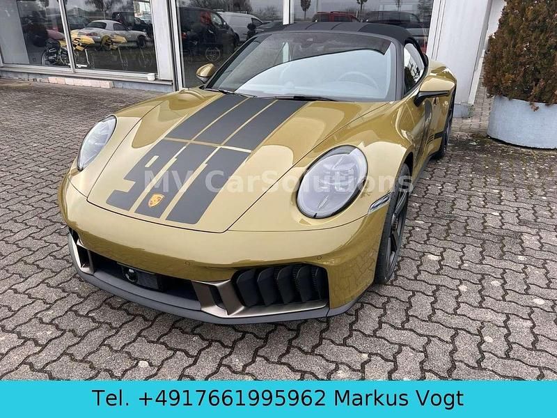 Neu Porsche 992 541 PS (397 kW) 2026 Grün Cabrio
