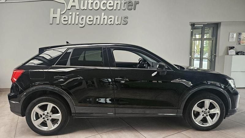 Używany Audi Q2 Advanced 150 KM (110 kW) 2022 Czarny SUV
