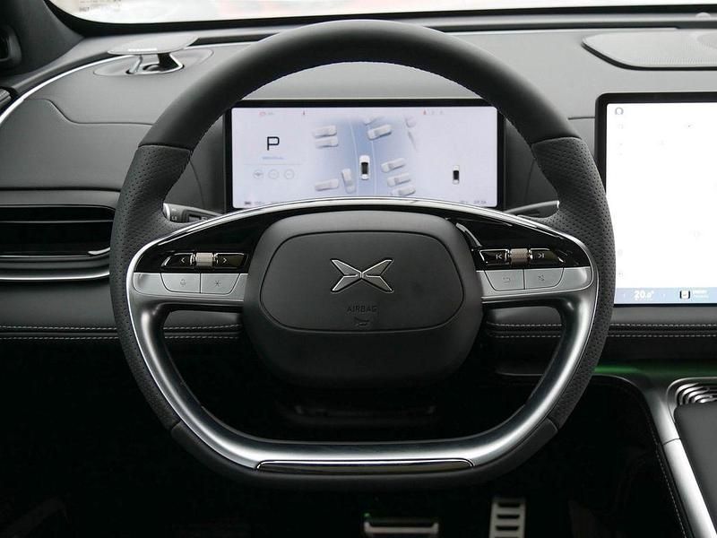 Gebraucht XPENG G9 AWD Performance 405 kW (551 PS) 2025 Weiß SUV
