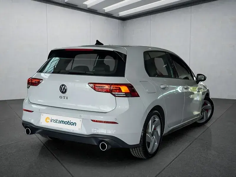 Gebraucht VW Golf VIII GTI 265 PS (194 kW) 2024 Weiß Kleinwagen
