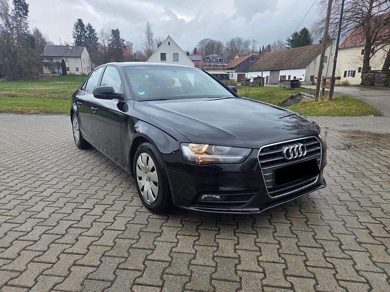 Gebraucht Audi A4 Ambition 150 PS (110 kW) 2014 Schwarz Limousine
