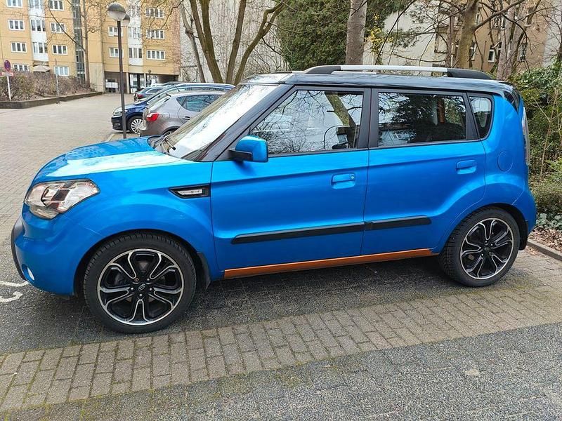 Gebraucht Kia Soul Vision 126 PS (92 kW) 2010 Orange SUV