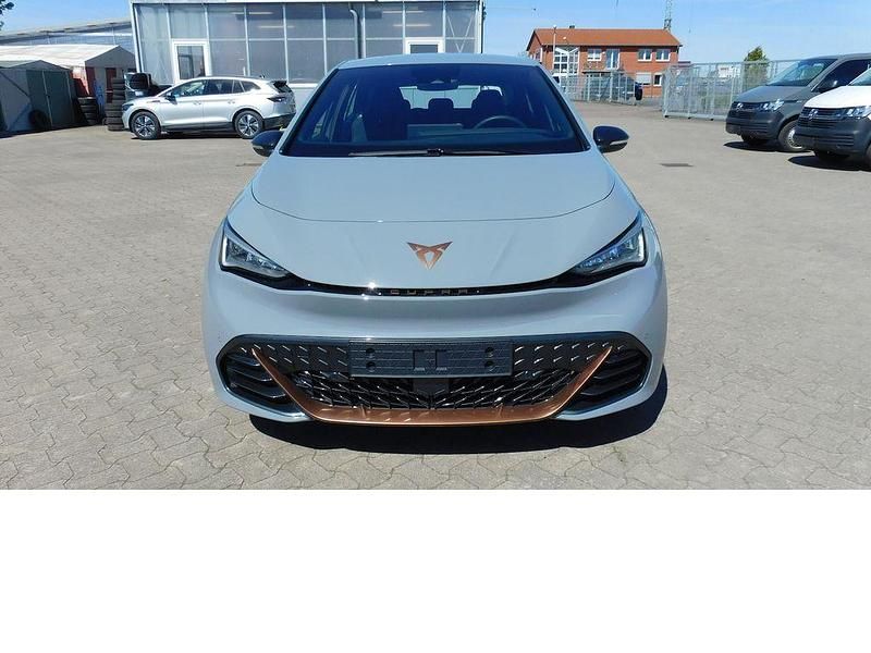 Second-hand Cupra Born 150 kW (204 CP) 2024 Gri Hatchback