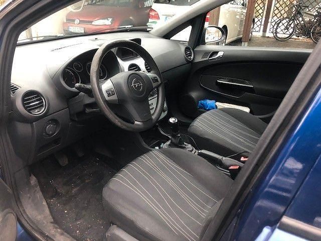 Gebraucht Opel Corsa Selection 90 PS (66 kW) 2009 Blau Limousine