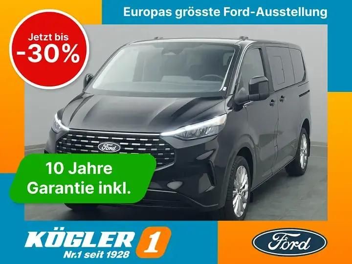 Schwarz / agate black Neu 2025 Ford Tourneo Custom Titanium | 53.520 € (Superpreis) - Bild 1/4