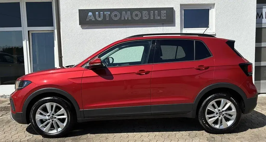 Gebraucht VW T-Cross Life 116 PS (85 kW) 2024 Rot SUV