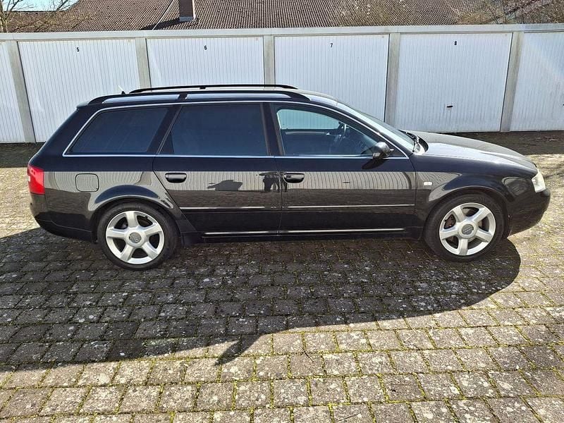 Gebraucht Audi A6 220 PS (161 kW) 2004 Schwarz Kombi