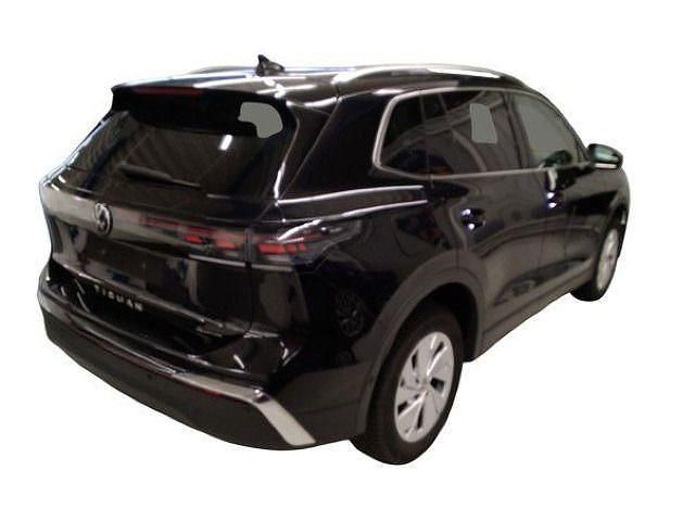 Gebraucht VW Tiguan Elegance 193 PS (141 kW) 2024 Deep black perleffekt SUV