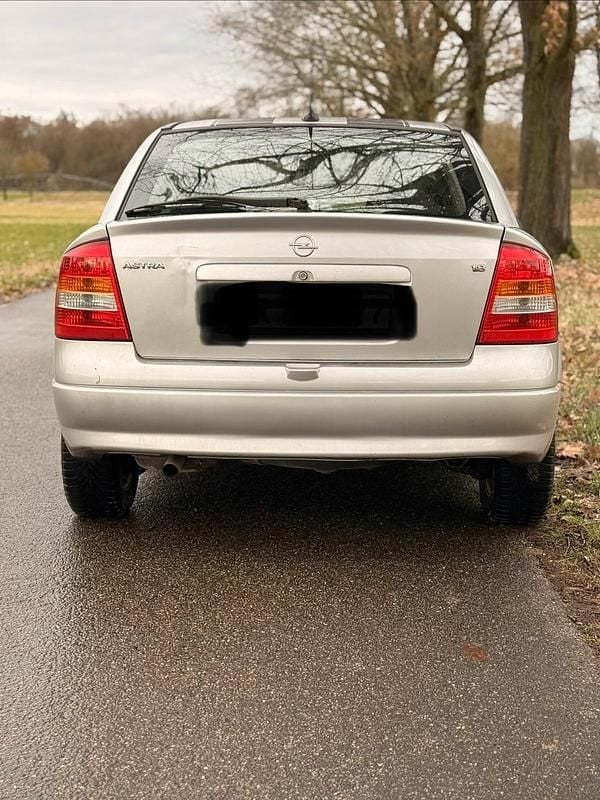 Gebraucht Opel Astra 125 PS (91 kW) 2004 Silber Limousine