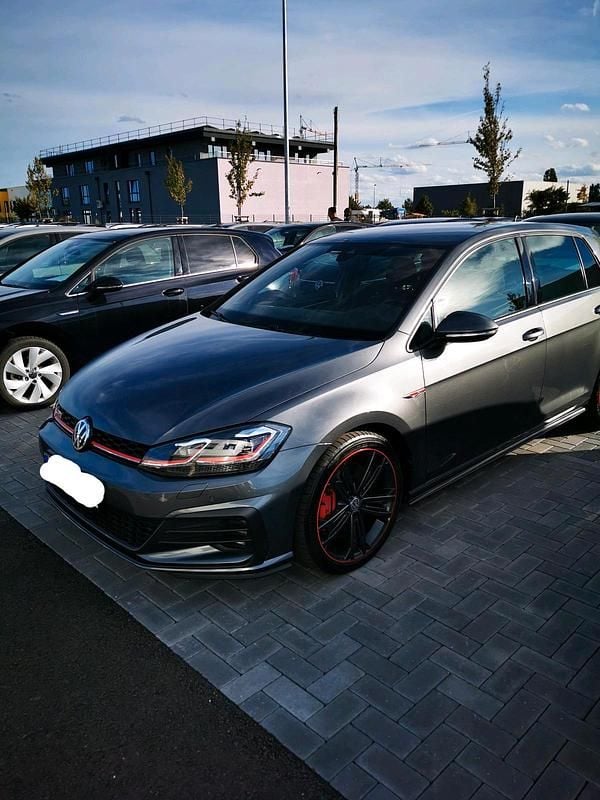 Gebraucht VW Golf VII GTI 245 PS (180 kW) 2019 Grau Limousine