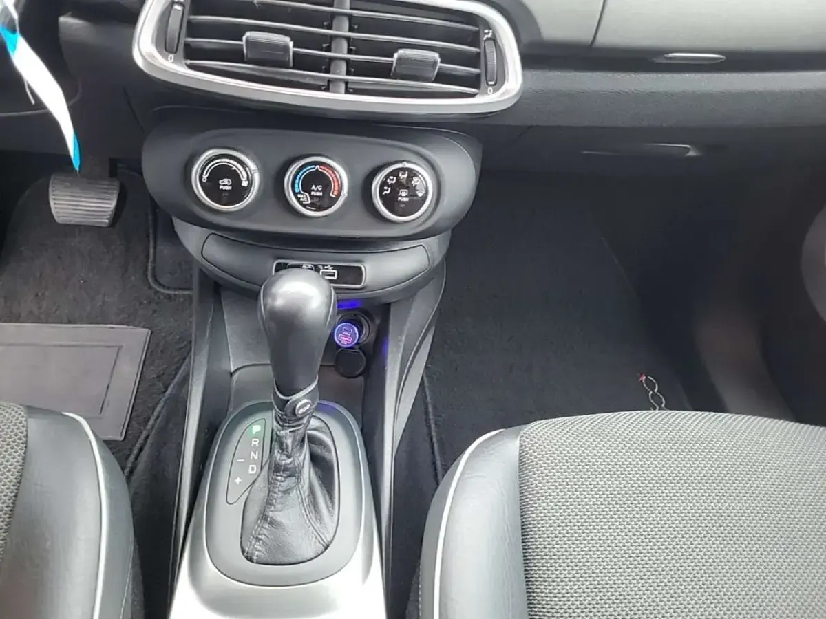 Gebraucht Fiat 500X Cross 140 PS (102 kW) 2015 Weiß SUV