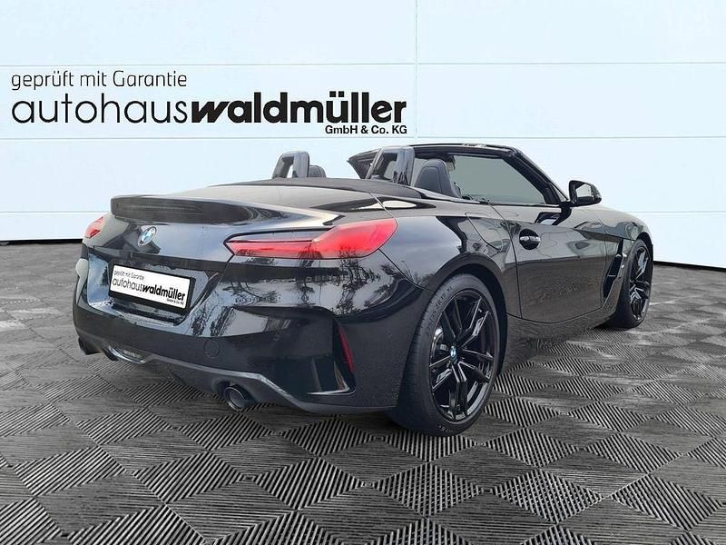 Gebraucht BMW Z4 Efficient Dynamics 197 PS (144 kW) 2024 Schwarz Cabrio
