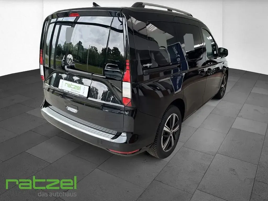 Neu VW Caddy 116 PS (85 kW) 2026 Schwarz Van / Kleinbus