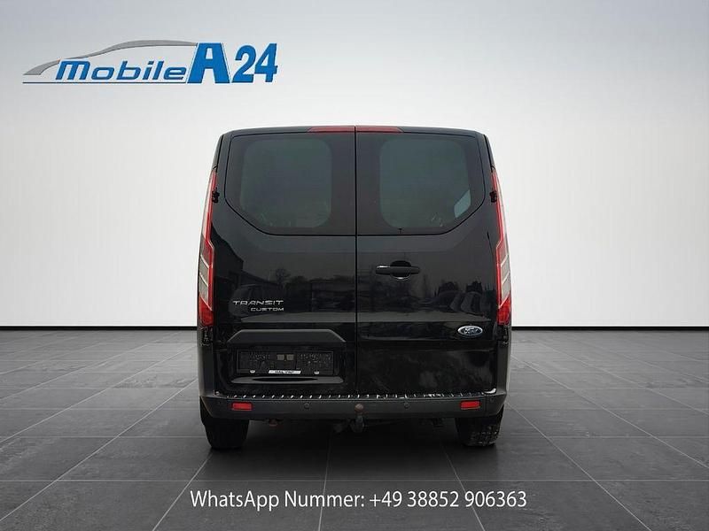 Gebraucht Ford Transit Trend 131 PS (96 kW) 2016 Schwarz Van / Kleinbus