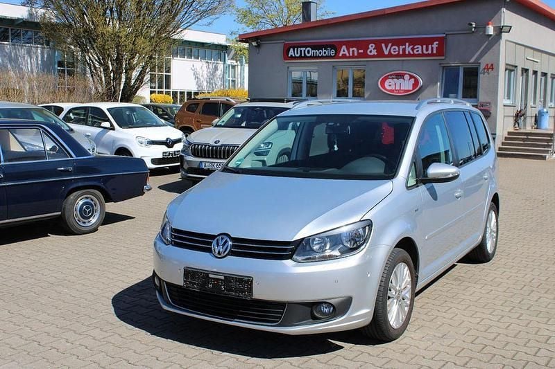 Gebraucht VW Touran Cup 105 PS (77 kW) 2015 Silber Van / Kleinbus