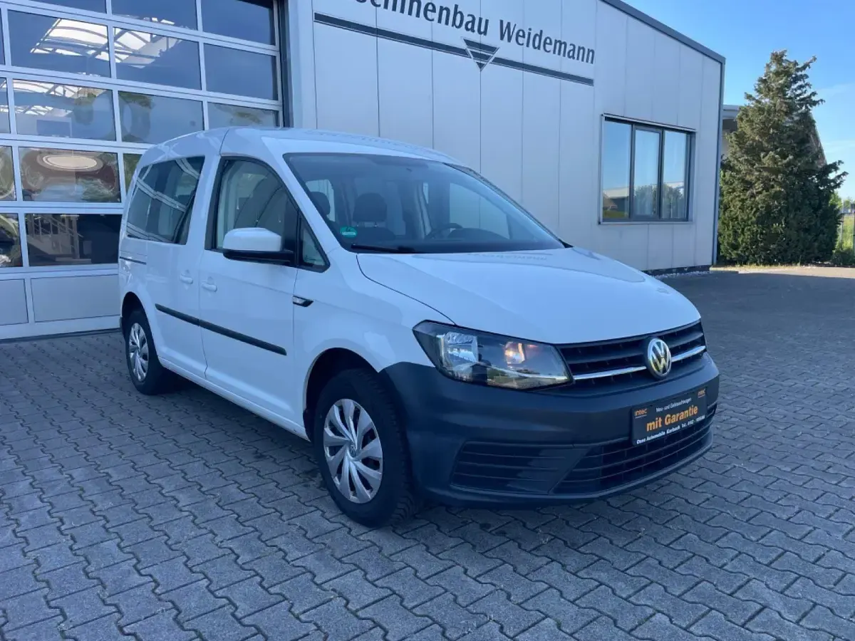 Gebraucht VW Caddy Trendline 102 PS (75 kW) 2017 Weiß Van / Kleinbus