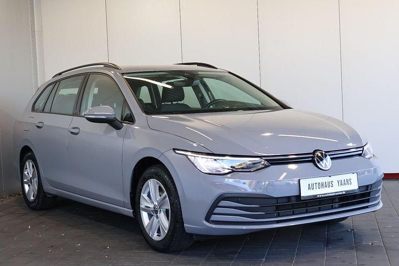 Second-hand VW Golf VIII Life 116 CP (85 kW) 2021 Gri Berlinǎ