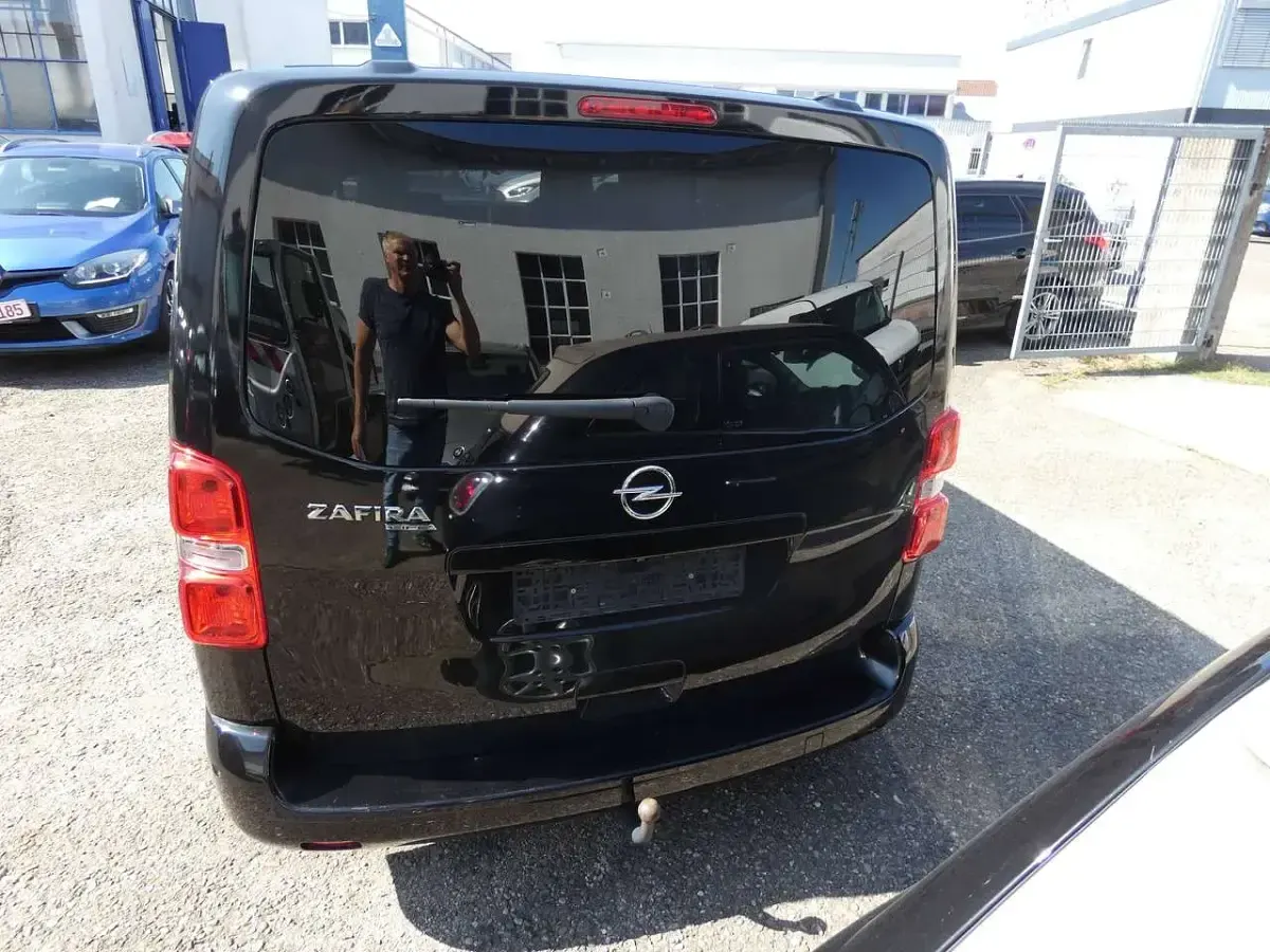 Gebraucht Opel Zafira Life 177 PS (130 kW) 2022 Diamant schwarz/karbon schwarz Van / Kleinbus
