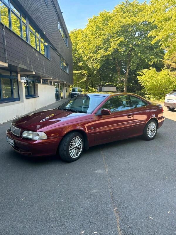 Rot Gebraucht 2000 Volvo C70 Coupé | 3.400 € (Guter Preis) - Bild 1/4