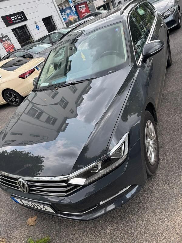 Grau Gebraucht 2018 VW Passat Kombi | 16.000 € (Fairer Preis) - Bild 1/4