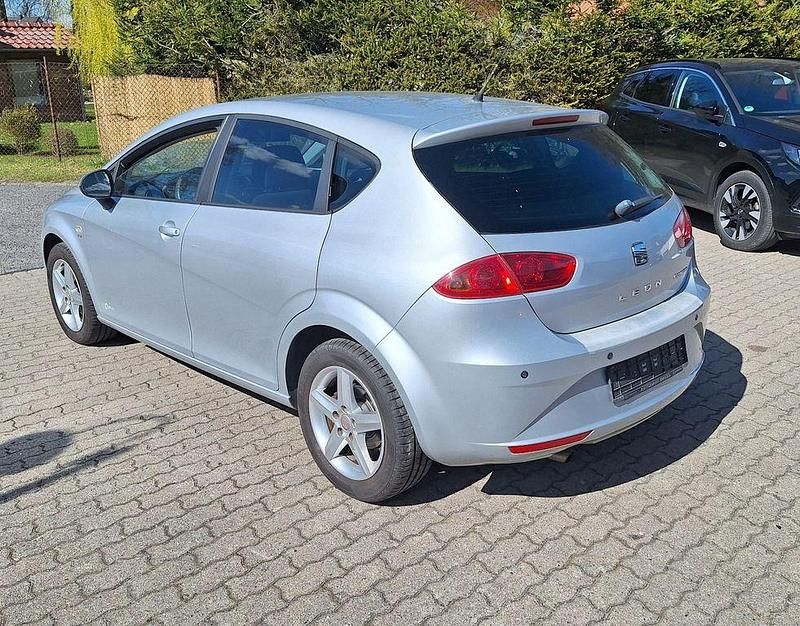Usata Seat Leon Copa 105 CV (77 kW) 2012 Argento Berlina