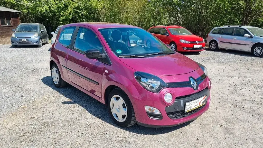 Używany Renault Twingo Expression 75 KM (55 kW) 2014 Purpurowy Hatchback