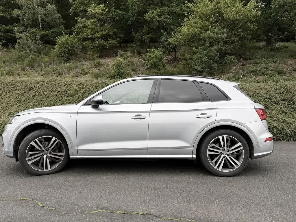 Gebraucht Audi Q5 S-line plus 190 PS (139 kW) 2018 Silber SUV