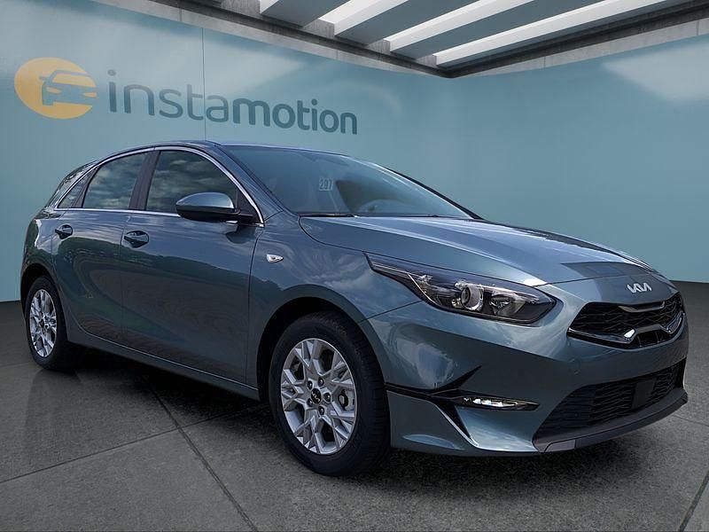 Gebraucht Kia Ceed Vision 140 PS (102 kW) 2025 Grau Kleinwagen