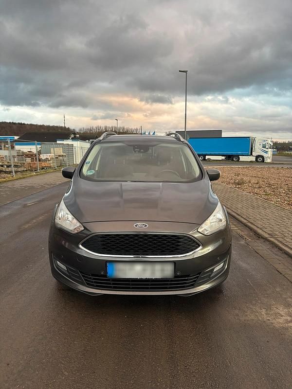 Gebraucht Ford Grand C-Max 149 PS (109 kW) 2017 Braun Van / Kleinbus