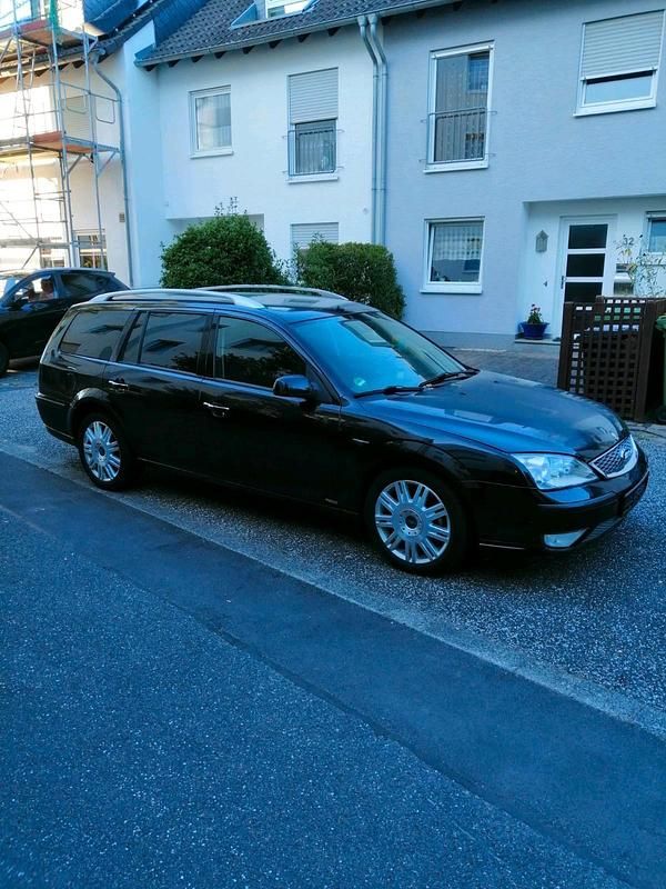 Schwarz Gebraucht 2005 Ford Mondeo Kombi | 999 € (Guter Preis) - Bild 1/4