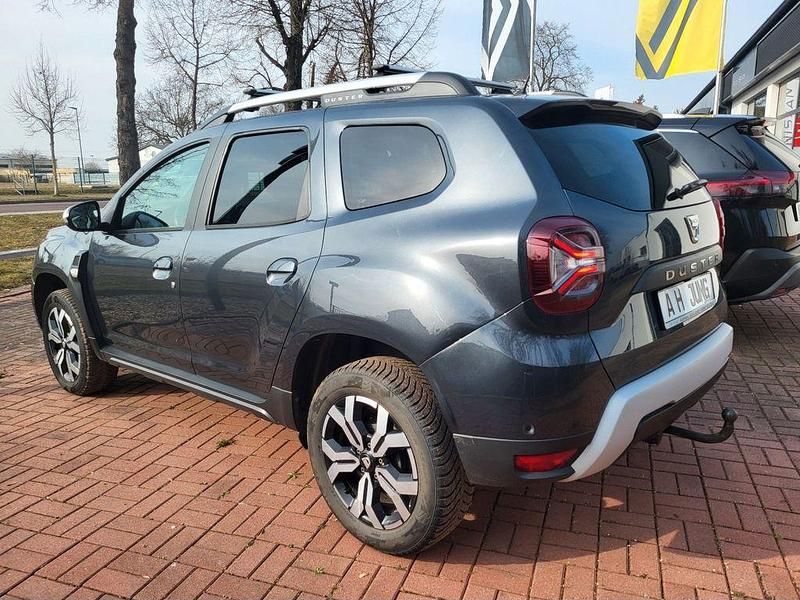 Gebraucht Dacia Duster Prestige 131 PS (96 kW) 2022 Grau SUV