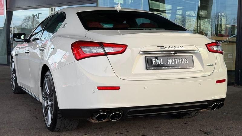 Gebraucht Maserati Ghibli 409 PS (300 kW) 2014 Weiß Limousine
