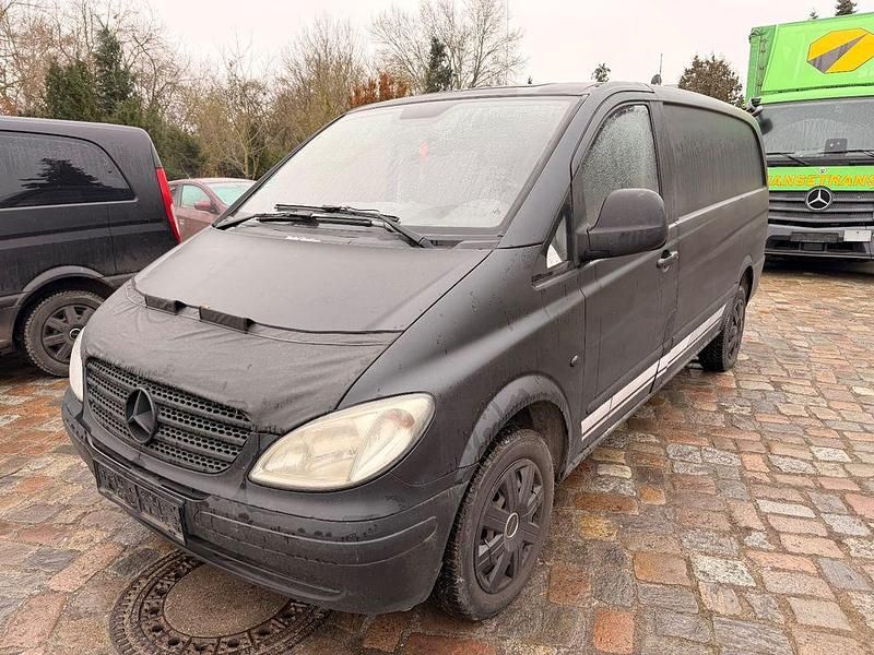 Blau Gebraucht 2009 Mercedes Vito Van | 2.750 € (Guter Preis) - Bild 1/4