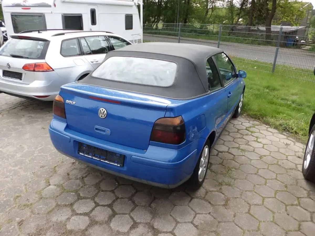 Gebraucht VW Golf 101 PS (74 kW) 1999 Blau Cabrio