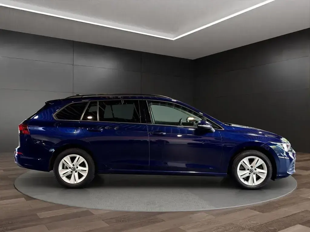 Gebraucht VW Golf VII 150 PS (110 kW) 2021 Blau Kleinwagen