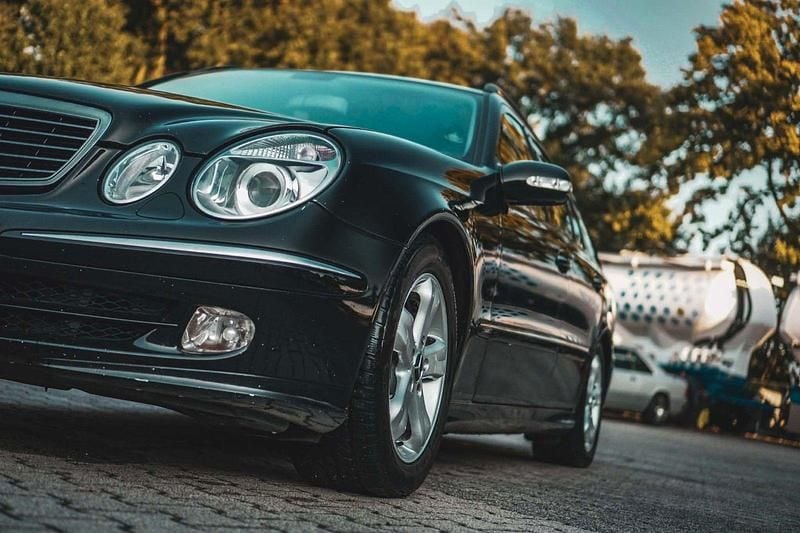 Gebraucht Mercedes 320 204 PS (150 kW) 2004 Schwarz Kombi