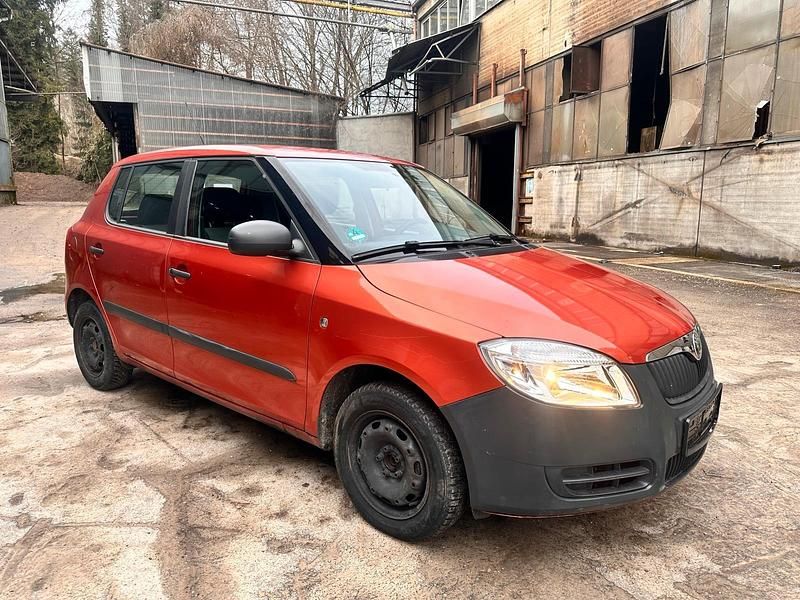 Gebraucht Skoda Fabia 69 PS (50 kW) 2009 Orange Kleinwagen